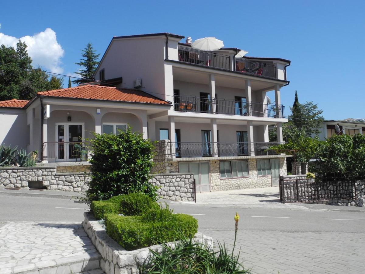 Anton 3 Apartment Crikvenica Luaran gambar
